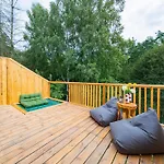 Prázdninový areál Nowoczesne Na Drzewie - Jacuzzi - Kolobrzeg - Sauna - Polanaglamp