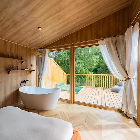 Nowoczesne Na Drzewie - Jacuzzi - Kolobrzeg - Sauna - Polanaglamp Üdülőpark *