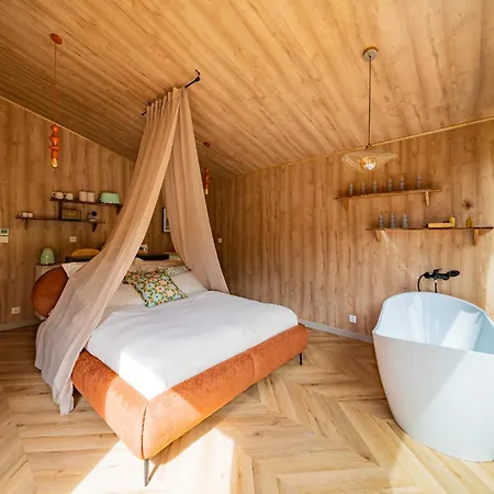 Nowoczesne Na Drzewie - Jacuzzi - Kolobrzeg - Sauna - Polanaglamp Üdülőpark
