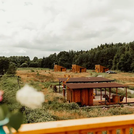 Nowoczesne Na Drzewie - Jacuzzi - Kolobrzeg - Sauna - Polanaglamp * Niezyn