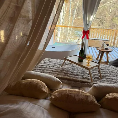 Nowoczesne Na Drzewie - Jacuzzi - Kolobrzeg - Sauna - Polanaglamp