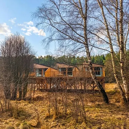 Üdülőpark Nowoczesne Na Drzewie - Jacuzzi - Kolobrzeg - Sauna - Polanaglamp Niezyn