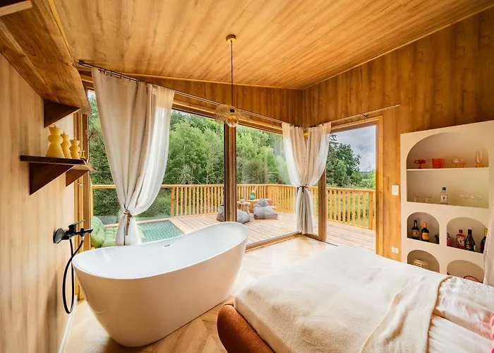 Nowoczesne Na Drzewie - Kolobrzeg - Sauna - Polanaglamp Aldeamento Turístico Niezyn