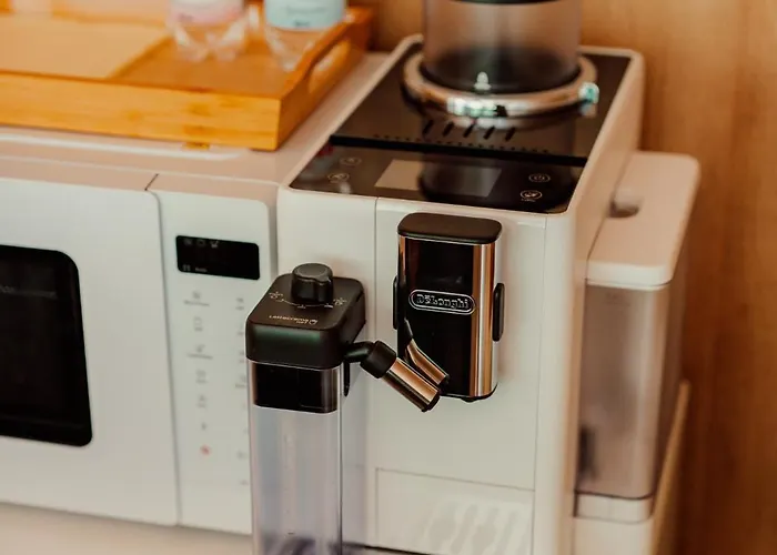 Nowoczesne Na Drzewie - Jacuzzi - Kolobrzeg - Sauna - Polanaglamp