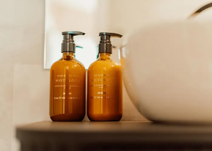 Aldeamento Turístico Nowoczesne Na Drzewie - Kolobrzeg - Sauna - Polanaglamp *