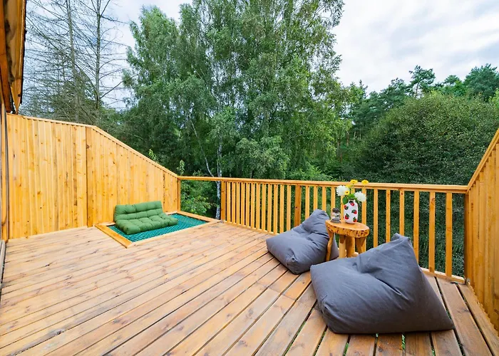 Holiday park Nowoczesne Na Drzewie - Jacuzzi - Kolobrzeg - Sauna - Polanaglamp