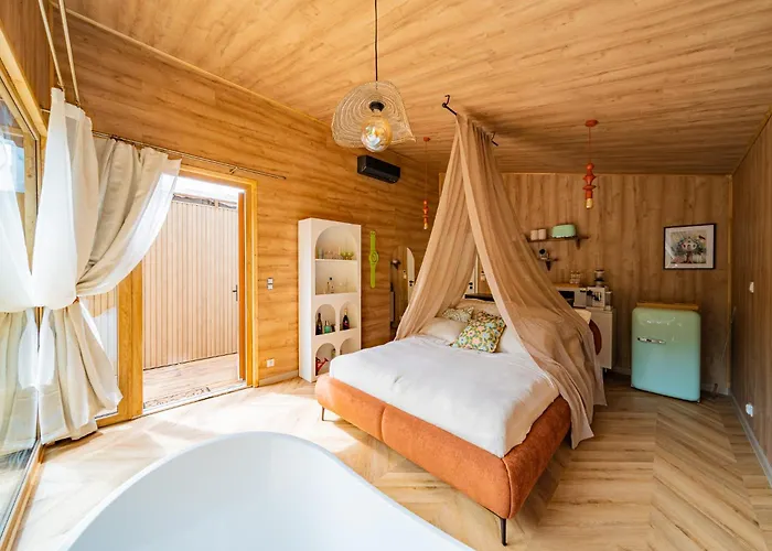 Nowoczesne Na Drzewie - Jacuzzi - Kolobrzeg - Sauna - Polanaglamp Holiday park