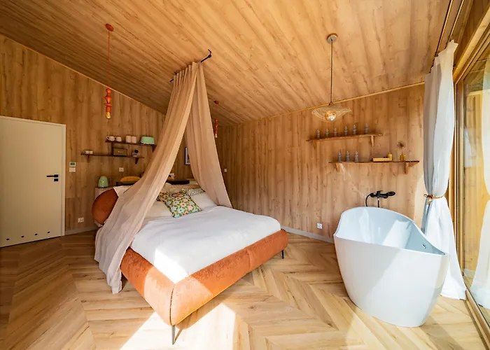 Nowoczesne Na Drzewie - Jacuzzi - Kolobrzeg - Sauna - Polanaglamp Holiday park