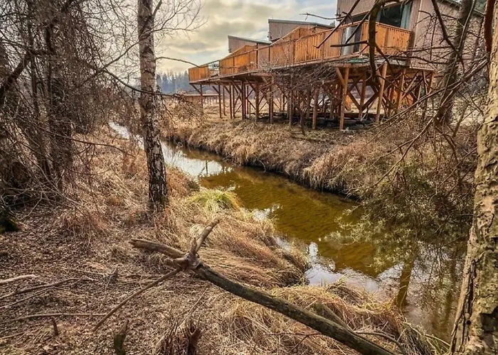 Holiday park Nowoczesne Na Drzewie - Jacuzzi - Kolobrzeg - Sauna - Polanaglamp